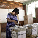 Zimbabwe: le président s'accroche au pouvoir, l'opposition crie à la fraude