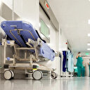 İngiltere'de yeni kriz: Uzman doktorlar 'maaş artışı' talebiyle iki günlük greve gitti