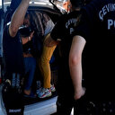 Düzensiz göçle mücadele devam ediyor: Kıskıvrak yakalanıp göç idaresine götürüldüler