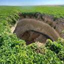 Konya'da 20 metre çapında 15 metre derinliğindeki obruk görenleri şaşırttı