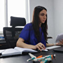 Genç kadın girişimci KOSGEB desteğiyle kurduğu atölyede savunma sanayiine parça üretiyor