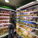 La France bloque le prix de 5000 produits pour lutter contre la "spirale inflationniste"