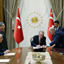 TSK'nın yeni komuta kademesi belli oldu: YAŞ toplantısında alınan atama kararları Resmi Gazete'de yayımlandı