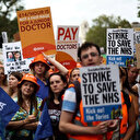 Royaume-Uni: vers une grève inédite des différentes catégories de médecins 