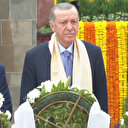 Cumhurbaşkanı Erdoğan Mahatma Gandhi'nin anıt mezarını ziyaret etti