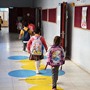 İlkokulda devamsızlık var mı 2023?