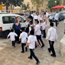 İsrailli çocuklar Kudüs'te bulunan Hristiyan turistlere saldırdı