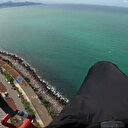 Yamaç paraşütüyle fındık harmanına indi