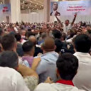 CHP İzmir İl Kongresi'nde çıkan gerginlikte salon karıştı