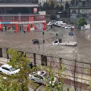 İstanbul Valiliği'nden 'sağanak' uyarısı: Riskli yerlerden uzak durun
