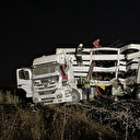 Diyarbakır'da koyun yüklü TIR'a tren çarptı: Sürücüsü ağır yaralandı