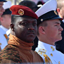 Burkina: "nous ne sommes pas ennemi" du "peuple français", affirme le capitaine Traoré