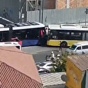İETT otobüsü tramvaya çarptı