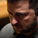 Les "hésitations" des Occidentaux encouragent Poutine, prévient Zelensky 