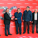 Yeni Şafak okulu öğrencilerini topladı