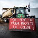 France: les agriculteurs promettent un "siège" de Paris