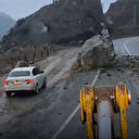 Artvin Şavşat yolunda heyelan meydana geldi