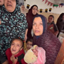 İşgalci İsrail'in onlarca çocuk ve kadının bulunduğu binaya attığı füze mucize eseri patlamadı: Yaşanan panik anları anbean kaydedildi