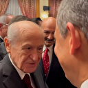 Bahçeli ve Özel ayak üstü sohbet etti: Birbirimizi kırmıyoruz inşallah