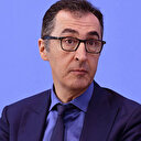 Alman Yeşiller Partili Tarım Bakanı Cem Özdemir’den Filistin gösterilerine katılan Greta Thunberg’e tepki: Herkes onun hakkındaki önceki görüşlerini yeniden düşünmeli