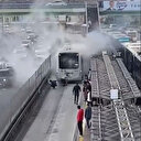 Sefaköy metrobüs durağında yangın paniği