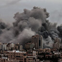 Katil İsrail ordusunun gece boyu Gazze'de düzenlediği saldırılarda 29 Filistinli hayatını kaybetti