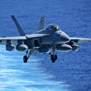 Vaşington'da ABD Donanmasına ait savaş uçağı düştü: Mürettebatın durumu bilinmiyor