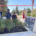 FETÖ elebaşı Gülen'in ölüm haberinin ardından şehit Halisdemir'in kabri ziyaret ediliyor
