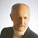 Evlerine köpek bırakıp ölümle tehdit ediyorlar