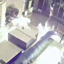 Motosikletli şahsılar defalarca denedi: Dükkanı kundaklamaktan vazgeçmediler