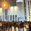 CHP'lilerden 'Terör örgütü üyesi olmak' suçlamasıyla tutuklanan Ahmet Özer'e destek