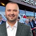 'Burgerci' Başkan'ın savunması: Yemek yemedim sadece kurdele kestim