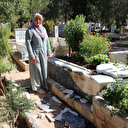 Evlilik için gelen görücüleri reddeden kadından ilginç iddia: Her gün ziyaret ettiği kocasının mezarını talan ettiler