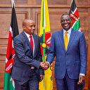 Le Kenya réintroduit des réformes fiscales alors que le nouveau vice-président est assermenté