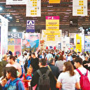 Kitapların dünyası çocuklarla şenleniyor