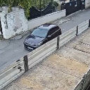 Uyuşturucu tacirleri polisin 'dur' ihtarına uymadı: Otomobili geri sürerek kaçtılar