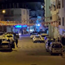 İzmir'de gözaltı işlemi sırasında polisler silahlı saldırıya uğradı: İki polis ağır yaralı