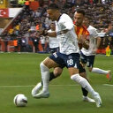 Kostic’e yapılan müdahale penaltı mı? 