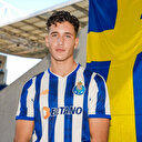 Deniz Gül kimdir, kaç yaşında, hangi takımlarda oynadı?