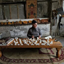 Ridwan Ahmed sculpte les attaques israéliennes et la souffrance à Gaza