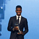 Vinicius Jr élu meilleur joueur FIFA de l'année