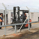 Gaza: l'UNRWA annonce suspendre la livraison d'aide par un point de passage clé depuis Israël