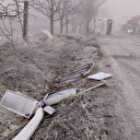 Buzlu yolda feci kaza: İşçi servisi devrildi ölü ve yaralılar var