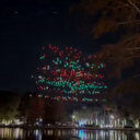 ABD'de gösteri için havalanan dronlar halkın tepesine yağdı