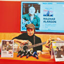 Mazhar Alanson yeni öykü kitabını imzaladı