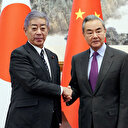 Le chef de la diplomatie japonaise en visite à Pékin pour surmonter "les défis"