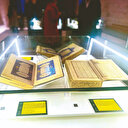 Zıtlıkları aşan birliğe erişir