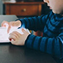 Yunanistan çocukların internetini kesecek: Sosyal medya dünya ile iletişimlerini koparıyor