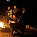 İsrail'in saldırılarıyla göçe zorladığı Filistinliler şimdi de soğuk havayla mücadele ediyor