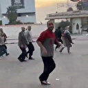 Serbest bırakılan Suriyeli mahkumların sevinci kamerada: Ne oldu? 10 yıldır hapisteydim...